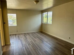 1263 W 96th St APT 2, Los Angeles, CA 90044