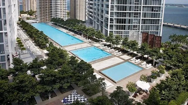 485 Brickell Ave — Photo 12