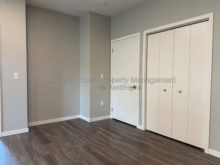 600 8th St S #302 — Photo 5