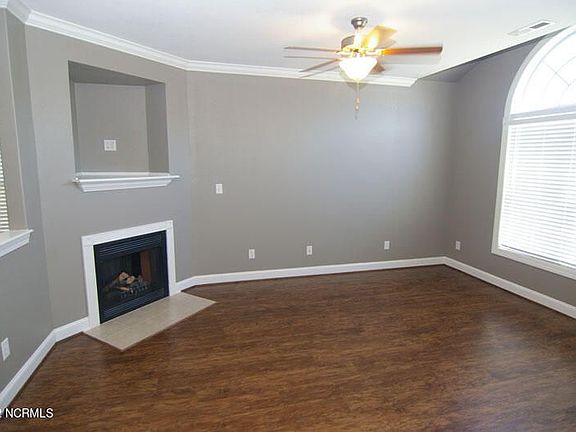 2nd image of 2017 B Cambria Dr