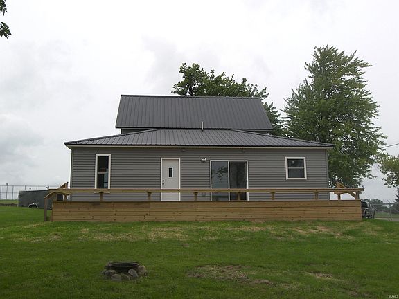 5th image of 204 S Syracuse Webster Rd