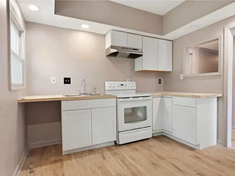 1003 Pennsylvania Ave — Photo 19