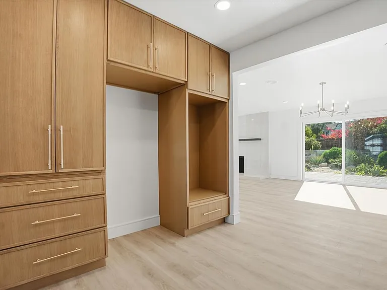 1410 Pleasant View Dr — Photo 4