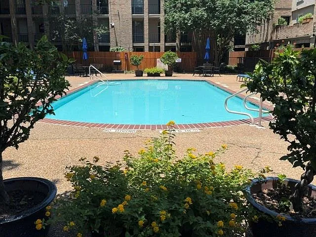 4635 Wild Indigo St #498 — Photo 37