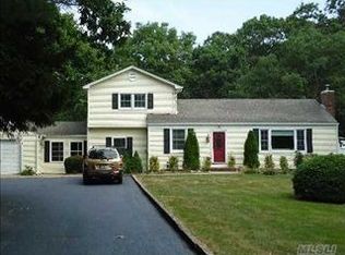 102 Long Island Ave, Yaphank, NY 11980