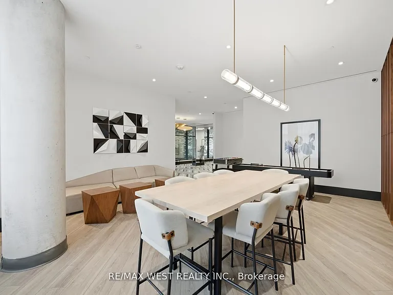 1808 Saint Clair Ave W #801 — Photo 24