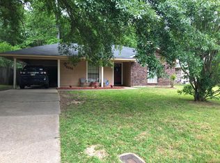 4546 Pine Crest Dr, Haughton, LA 71037