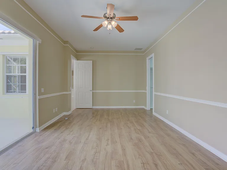 256 San Remo Dr — Photo 37