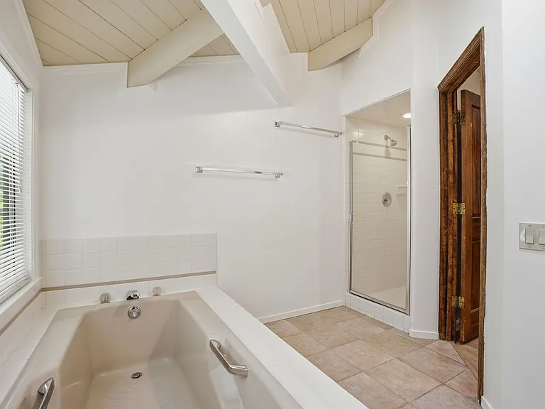 2561 Rolling Hills Ct — Photo 27