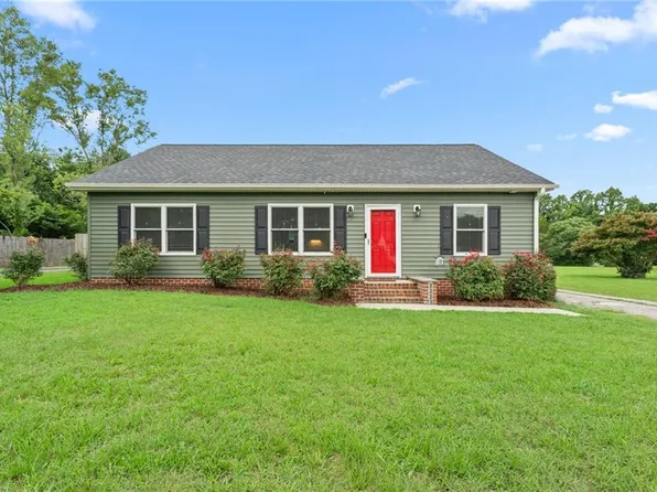 3225 Ellis Ln, Hayes, VA 23072