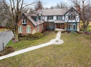 3 Valley View Ct, Lemont, IL 60439