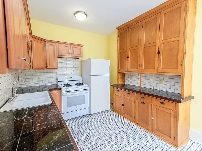 Legacy Rose Flats — Photo 39