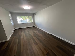 41 Cherry St #15, Pawtucket, RI 02860