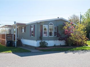 10 3rd St, Portsmouth, RI 02871