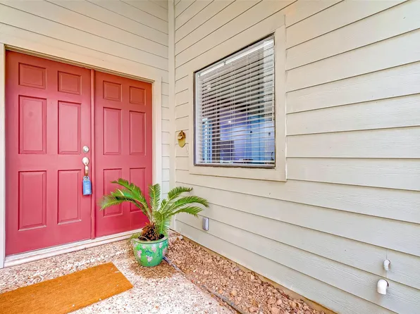 395 Rancho Bauer Dr, Houston, TX 77079