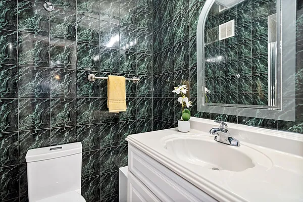 Rented by Compass | media 8
