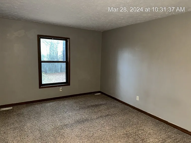 6468 Kelmscot Ct — Photo 17