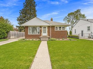15715 Evergreen Ave, Eastpointe, MI 48021
