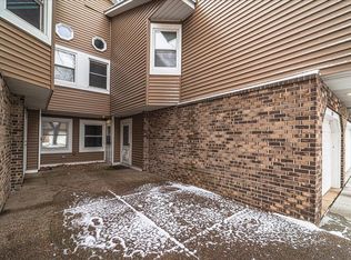 1872 Southpointe Ter #W1872, Saint Paul, MN 55122