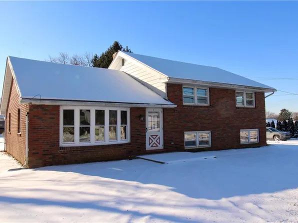 3708 Carter Rd, Bethlehem, PA 18020