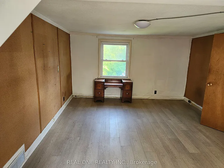 22 Pleasant View Dr — Photo 8