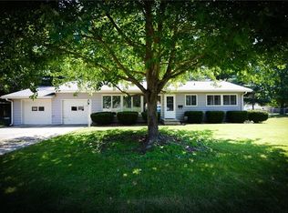 3876 N Constant View Dr, Decatur, IL 62526