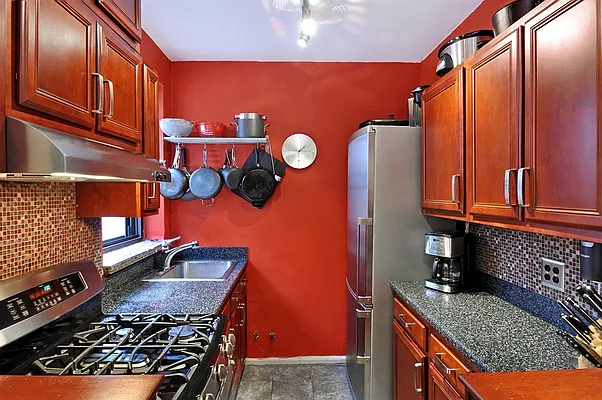 Sold by Corcoran | media 16