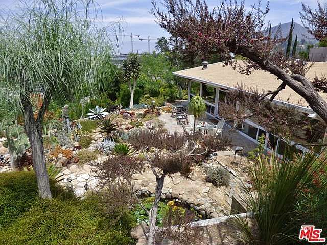 1st image of 3423 Ione Dr