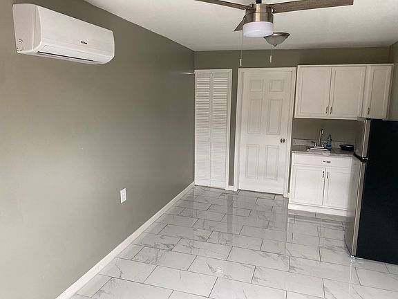 5th image of 3416 E Mohawk Ave