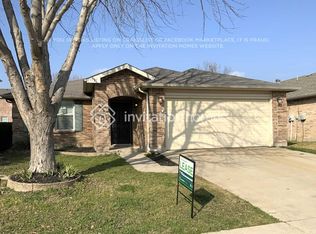 1721 S Rialto Way, Justin, TX 76247