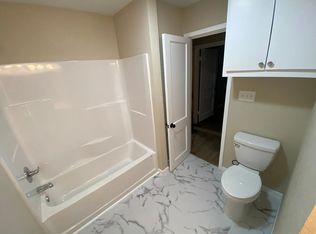 207 Wiggs Ln, Weatherford, TX 76086