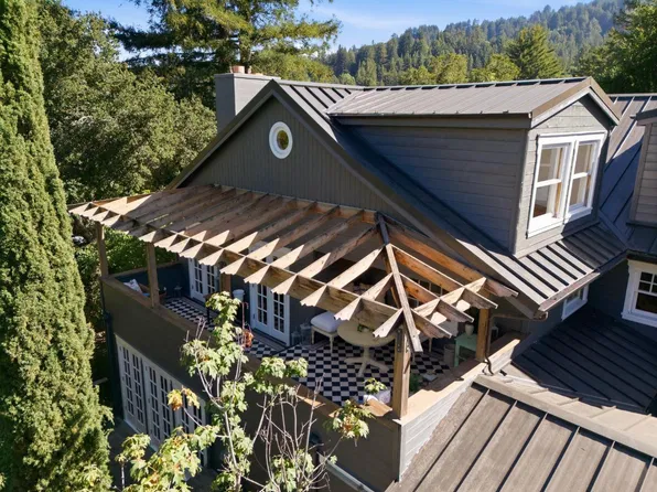 133 Russell Ave, Portola Valley, CA 94028