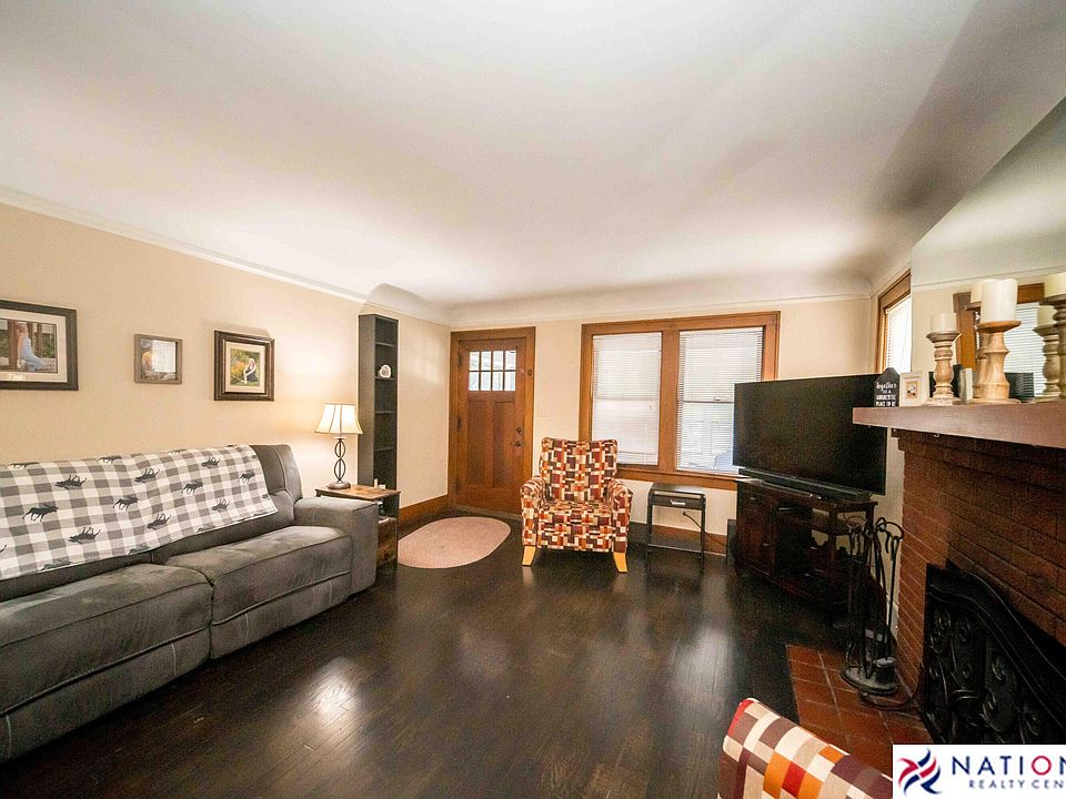 410 W Twelve Mile Rd, photo 11