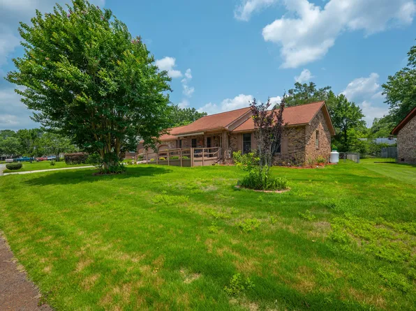 107 Salina Ln, Goose Creek, SC 29445