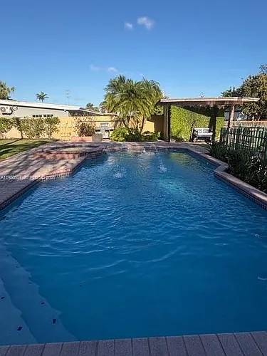 10720 SW 43rd Ln Photo 1
