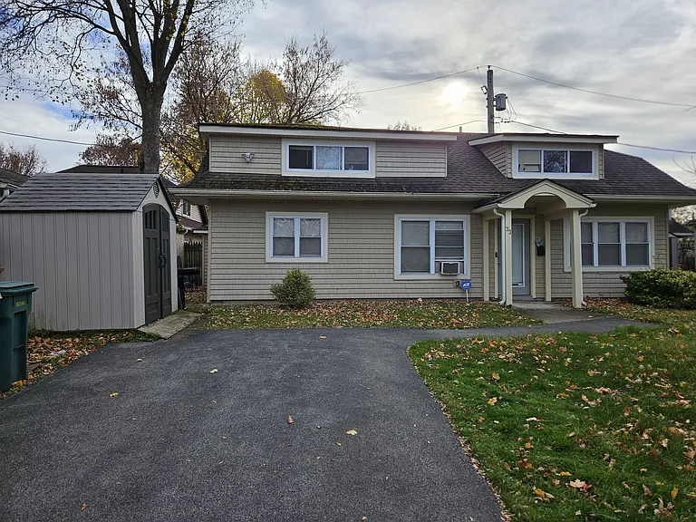 33 Arvine Park — Photo 3