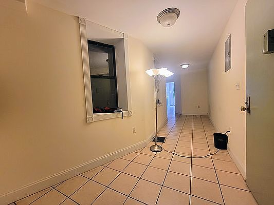 4th image of 121 W 104th St #X