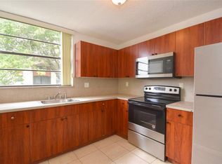 1790 NW 55th Ave APT 202, Lauderhill, FL 33313