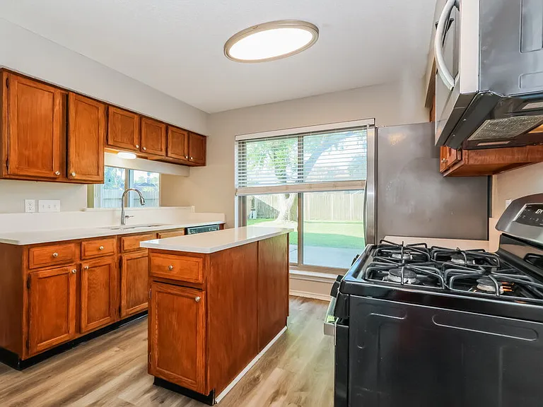 17003 Spruce Run Dr — Photo 8