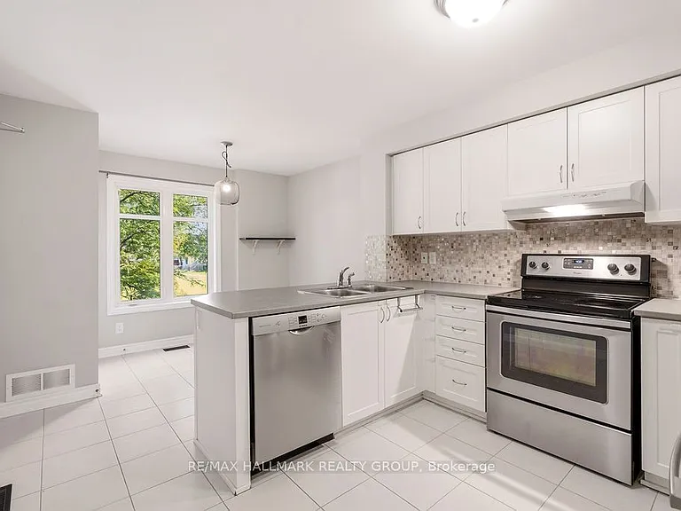 1124 Klondike Rd #C — Photo 5