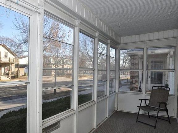 2nd image of 5825 W Park Hill Ave