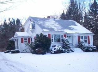 599 Old Colchester Rd, Salem, CT 06420