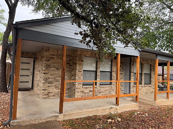 2nd image of 7825 Beauregard Cir APT 9A