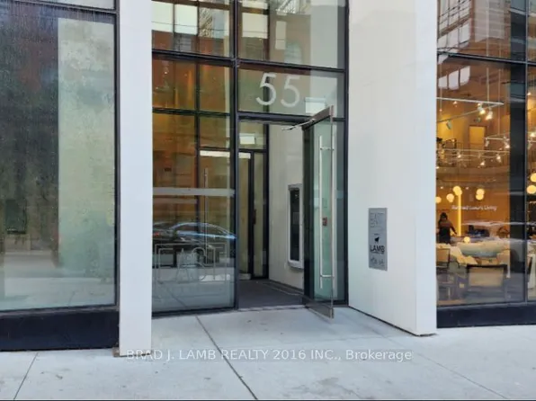 55 Ontario St #1410, Toronto, ON M5A 2V8