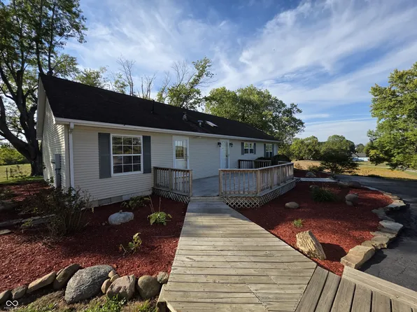 7422 S 575 W, Morgantown, IN 46160
