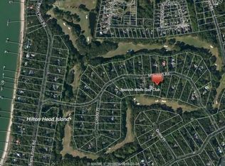 20 McIntosh Rd, Hilton Head Island, SC 29926
