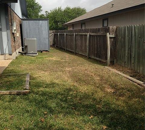 2nd image of 1003 Cresswell Dr