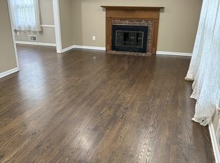 9516 Granada St, Overland Park, KS 66207