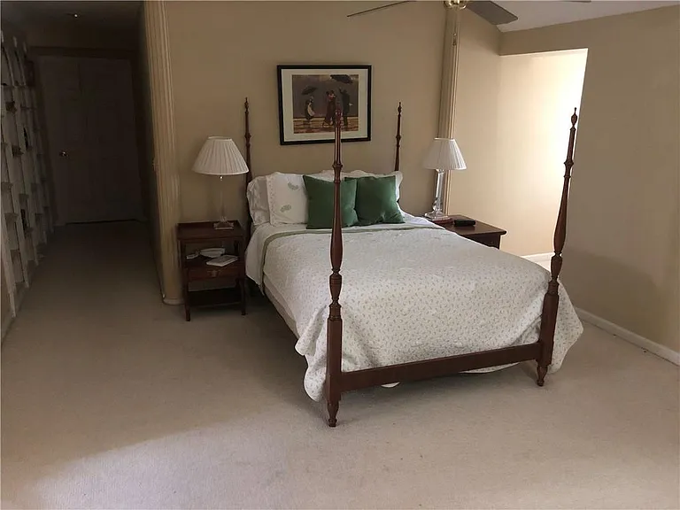 2823 Ridge Valley Rd NW — Photo 6