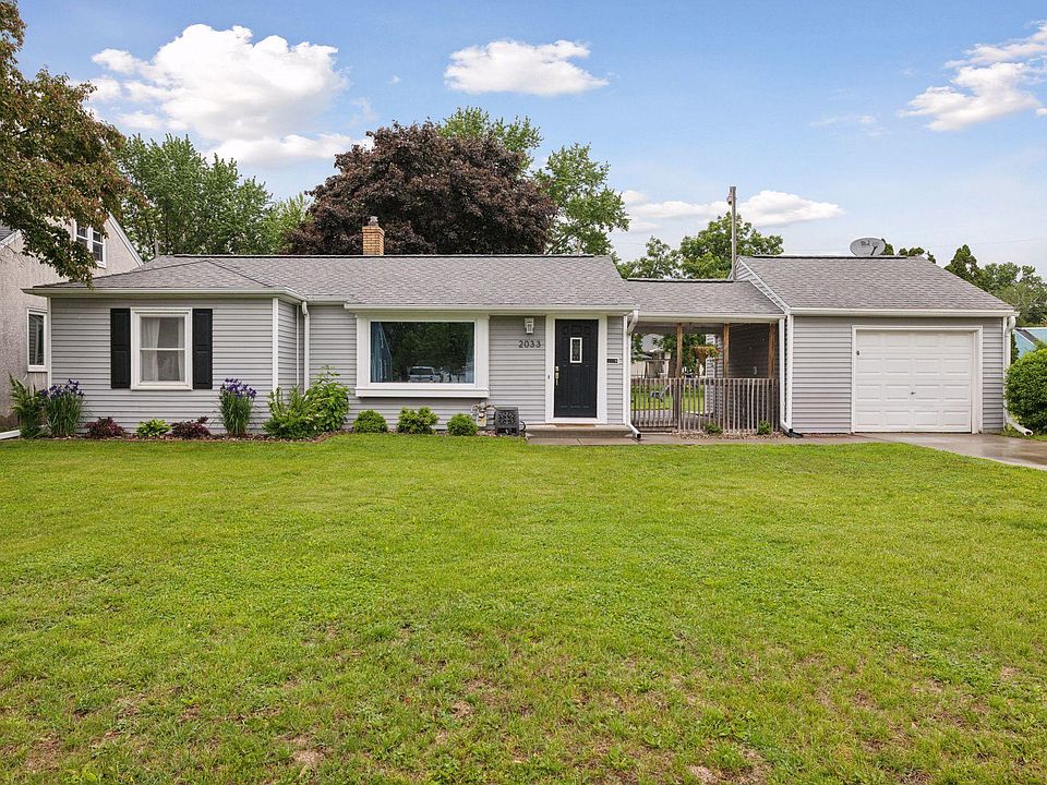 1st image of 2033 La Crosse Ave
